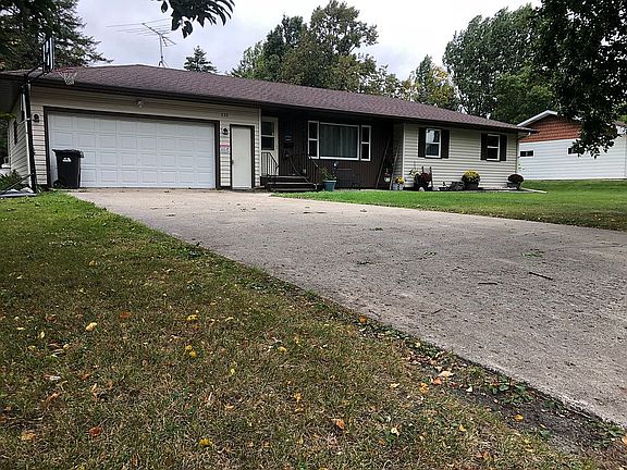 4th image of 630 Westgate Cir