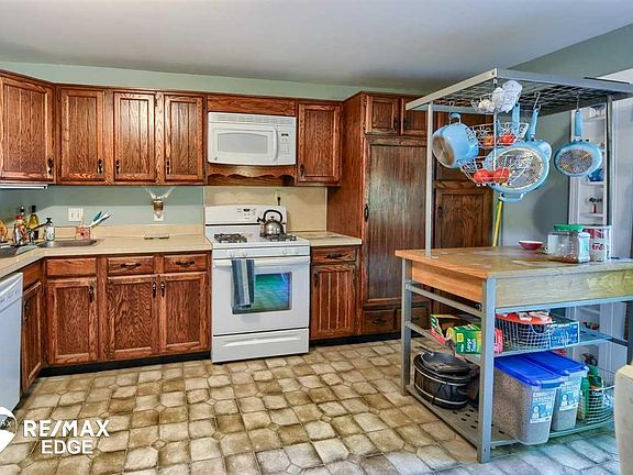5th image of 2082 Cashin St