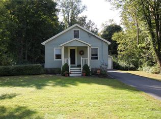 463 Elm St, Monroe, CT 06468