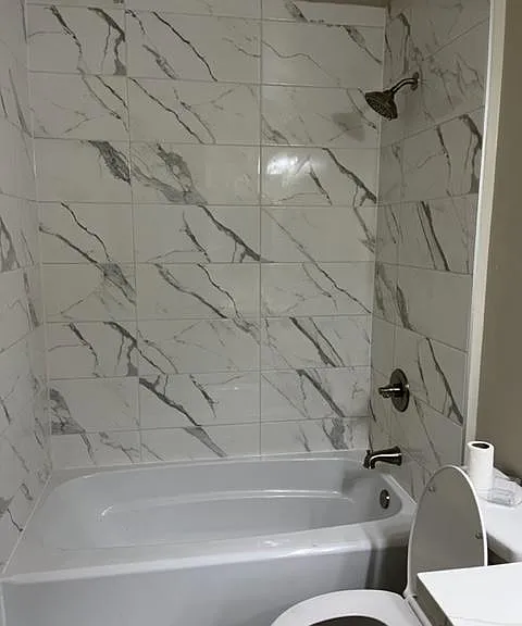 210 23rd Ave E #202 — Photo 9