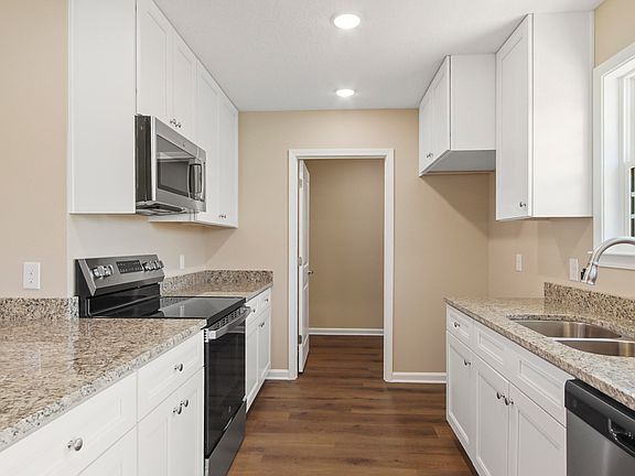 2nd image of 6014 Emmy Lynn Ln
