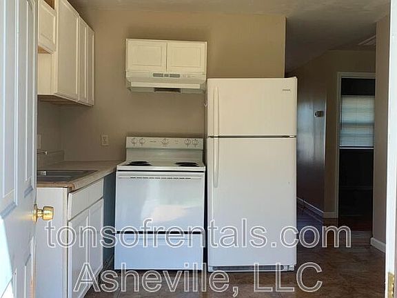 5th image of 3126 Us Highway 221 S APT 2