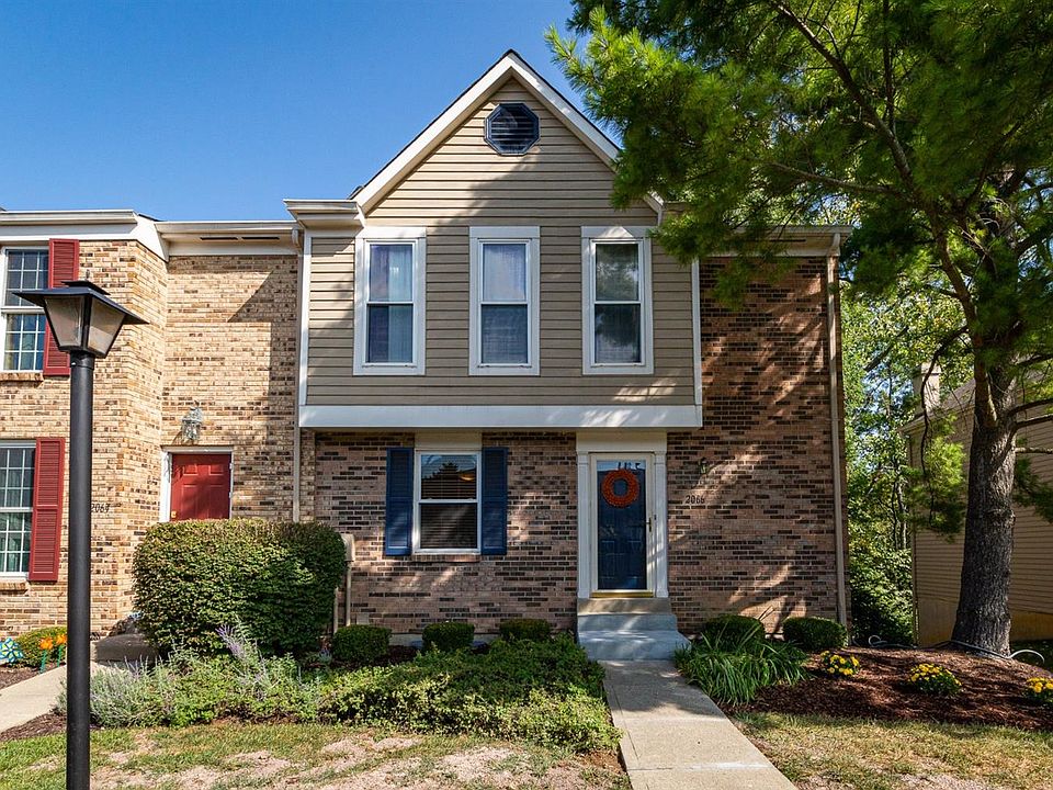 1st image of 2066 Stratford Ct #82