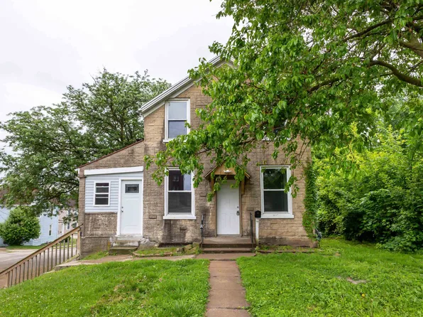 1010 University Ave, Dubuque, IA 52001