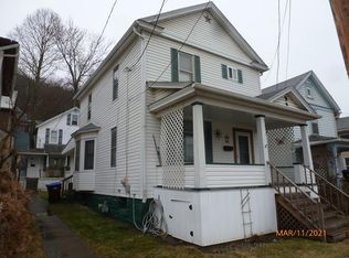 1005 Chestnut St, Franklin, PA 16323