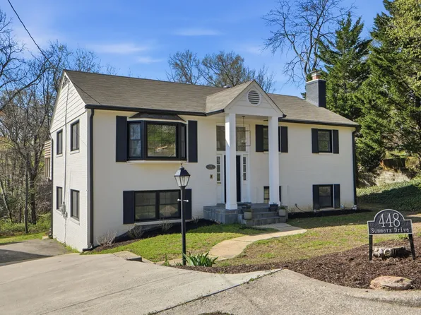 448 Summers Dr, Alexandria, VA 22301