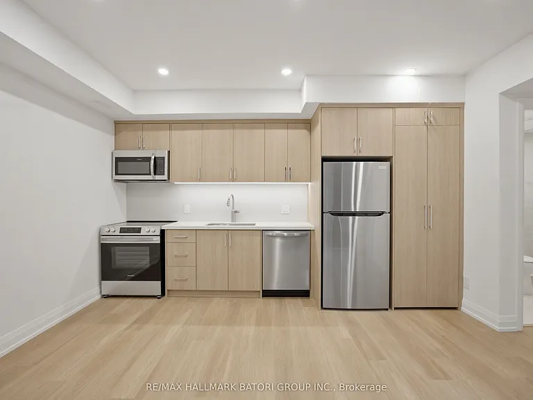 56 Camberwell Rd #5 — Photo 7