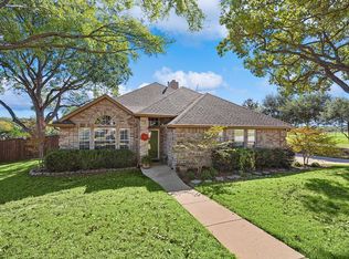 575 Rosedale St, Highland Village, TX 75077