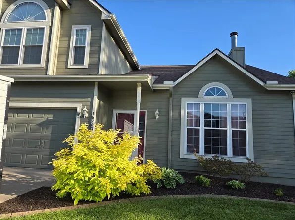 16783 W 155th Ter, Olathe, KS 66062