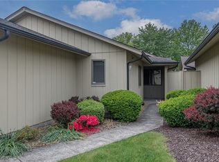 11404 Co Moor Blvd, Strongsville, OH 44149