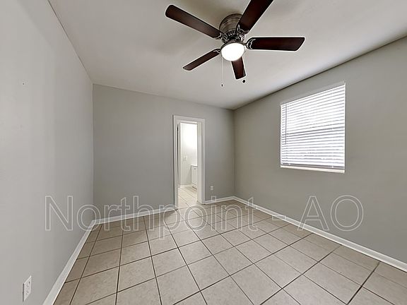 5th image of 4526 Woolman Ave