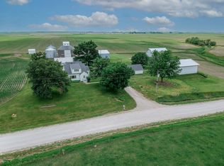1164 200th St, Pella, IA 50219