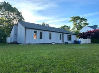 228 Chestnut St, Toms River, NJ 08753