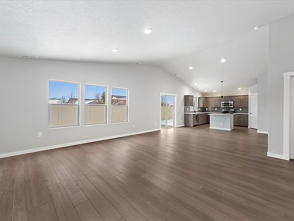 3rd image of 5079 W Riva Capri St