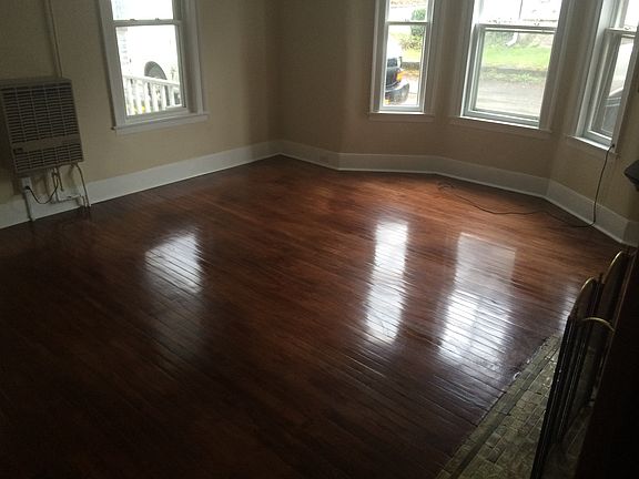 4th image of 129 Stafford St #A