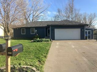 4413 NW 52nd Ter, Topeka, KS 66618