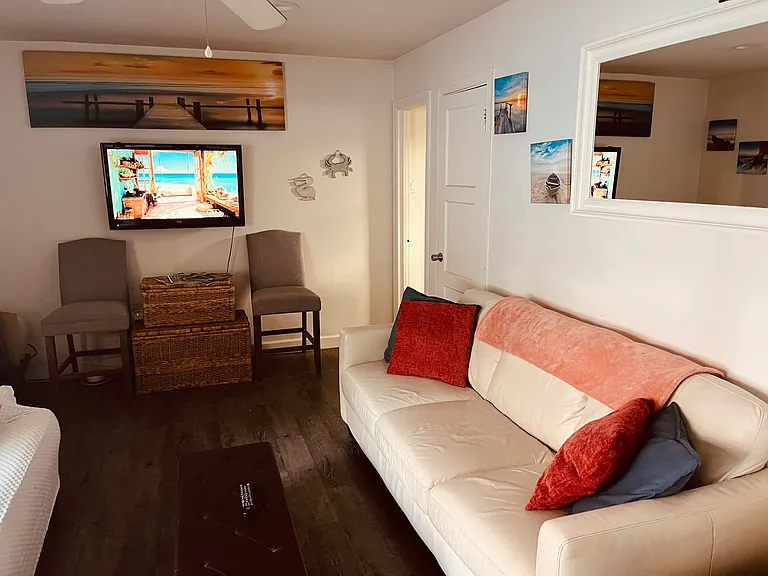 280 Sunset Dr #2 — Photo 17