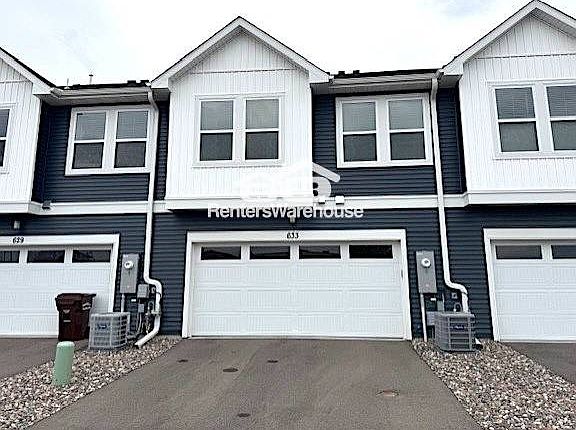 2nd image of 633 E Blossom Cir