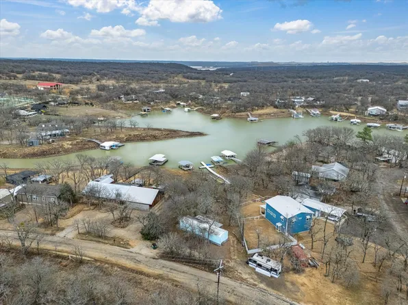 498 County Road 1743, Chico, TX 76431