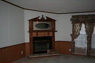 5th image of 160 Broken Arrow Dr