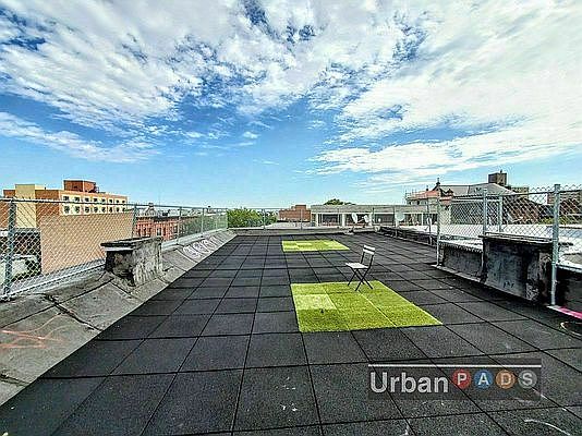 1st image of 332 Vernon Ave APT 12