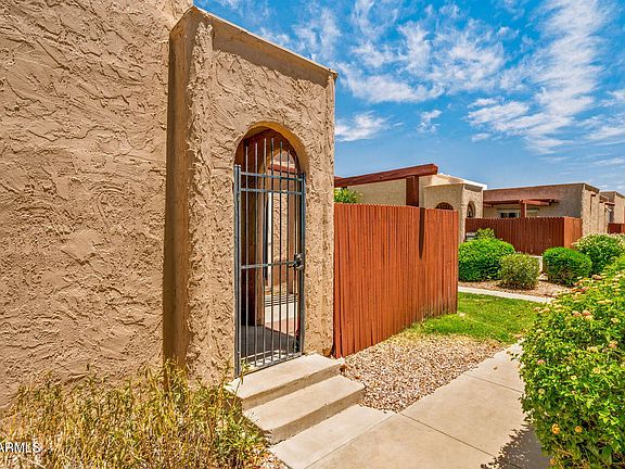 4th image of 1040 E PUEBLO Road