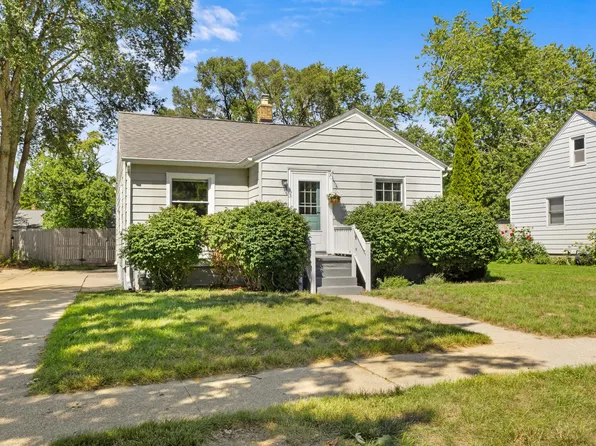 1315 Grant Ave, Grand Haven, MI 49417