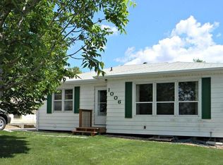 1006 6th Ave NW, Mandan, ND 58554