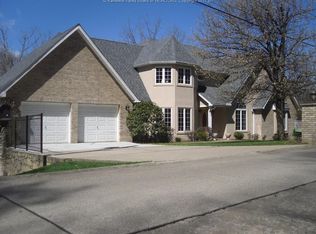 788 Evergreen Cir, Poca, WV 25159