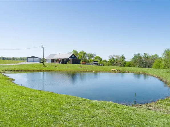 273 Sunset Ln, Pikeville, TN 37367