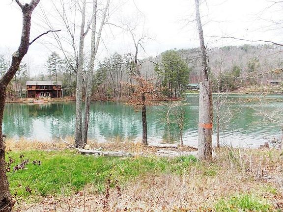 3rd image of Laurel Lake Cir
