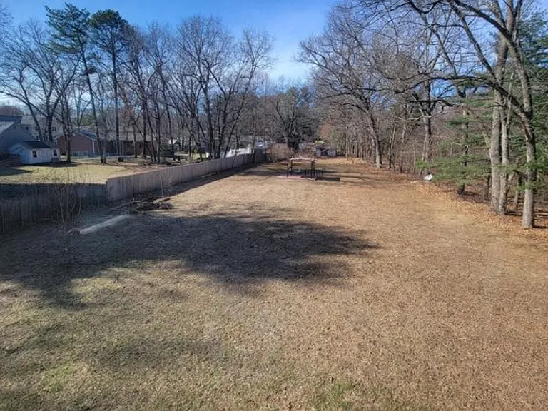 James St — Photo 11