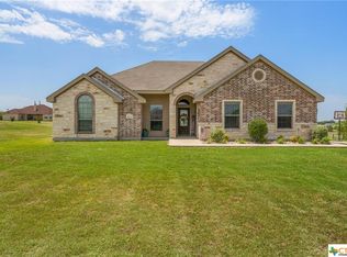 3029 N Sun Cir, Rogers, TX 76569