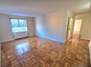 194-25 64th Ave #A, Fresh Meadows, NY 11365