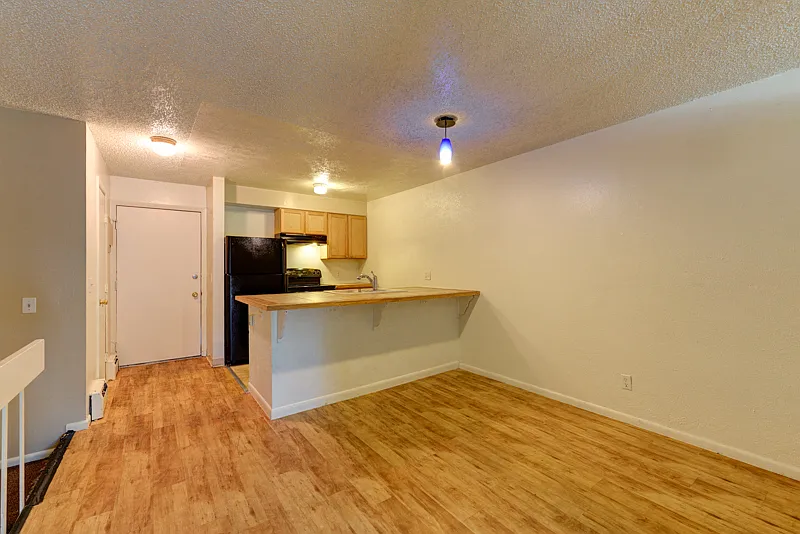 1065 University Ave Unit #102 — Photo 3