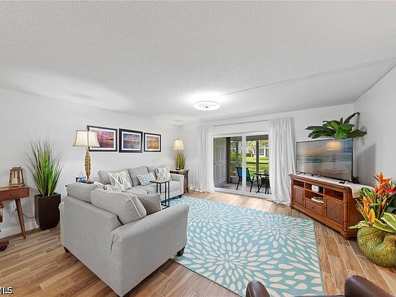 3rd image of 7104 Nantucket Cir #3
