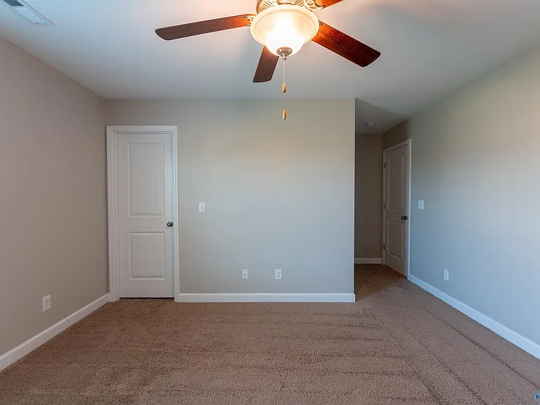 15223 Lakeside Trl — Photo 34