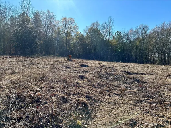 576 Winter Park Dr, Shelby, NC 28152