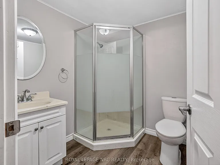 34 Preston Pl #LOWER — Photo 17