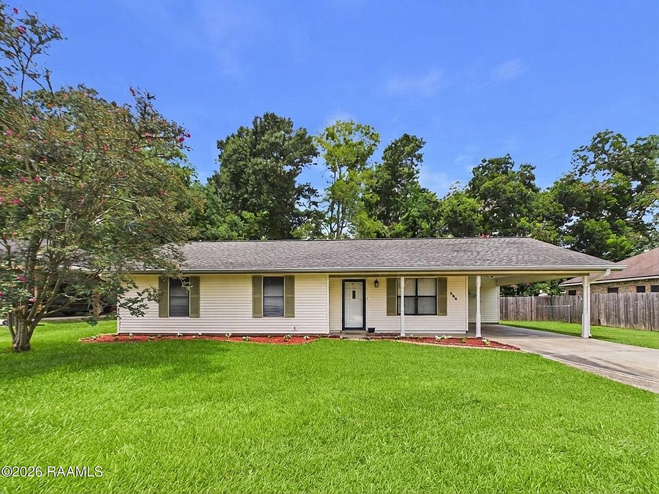 1st image of 304 Magnolia Farms Rd