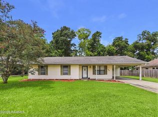304 Magnolia Farms Rd, Carencro, LA 70520