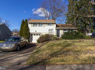 1458 Doris Rd, Roslyn, PA 19001