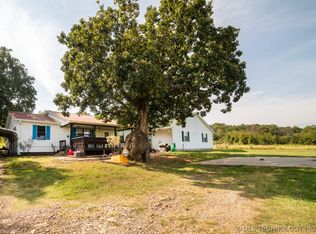 43505 210th Ave, Howe, OK 74940