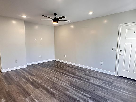 4th image of 2030 Diamond St #11125142