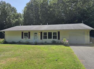 240 Signal Rock Dr, North Kingstown, RI 02852