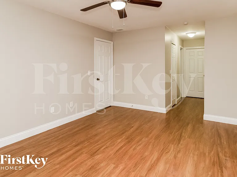 1013 Taproot Dr — Photo 9