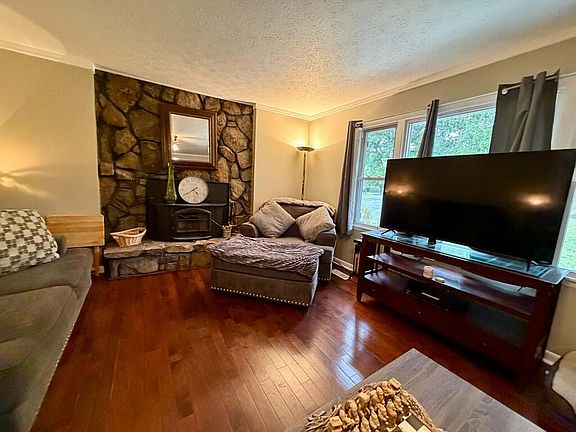 4th image of 2799 Doran Rd