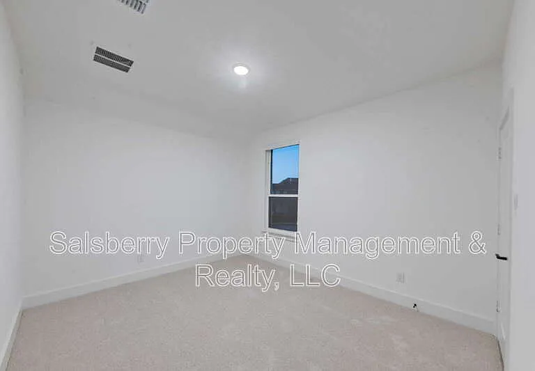 1790 Coopers Hawk Dr — Photo 29