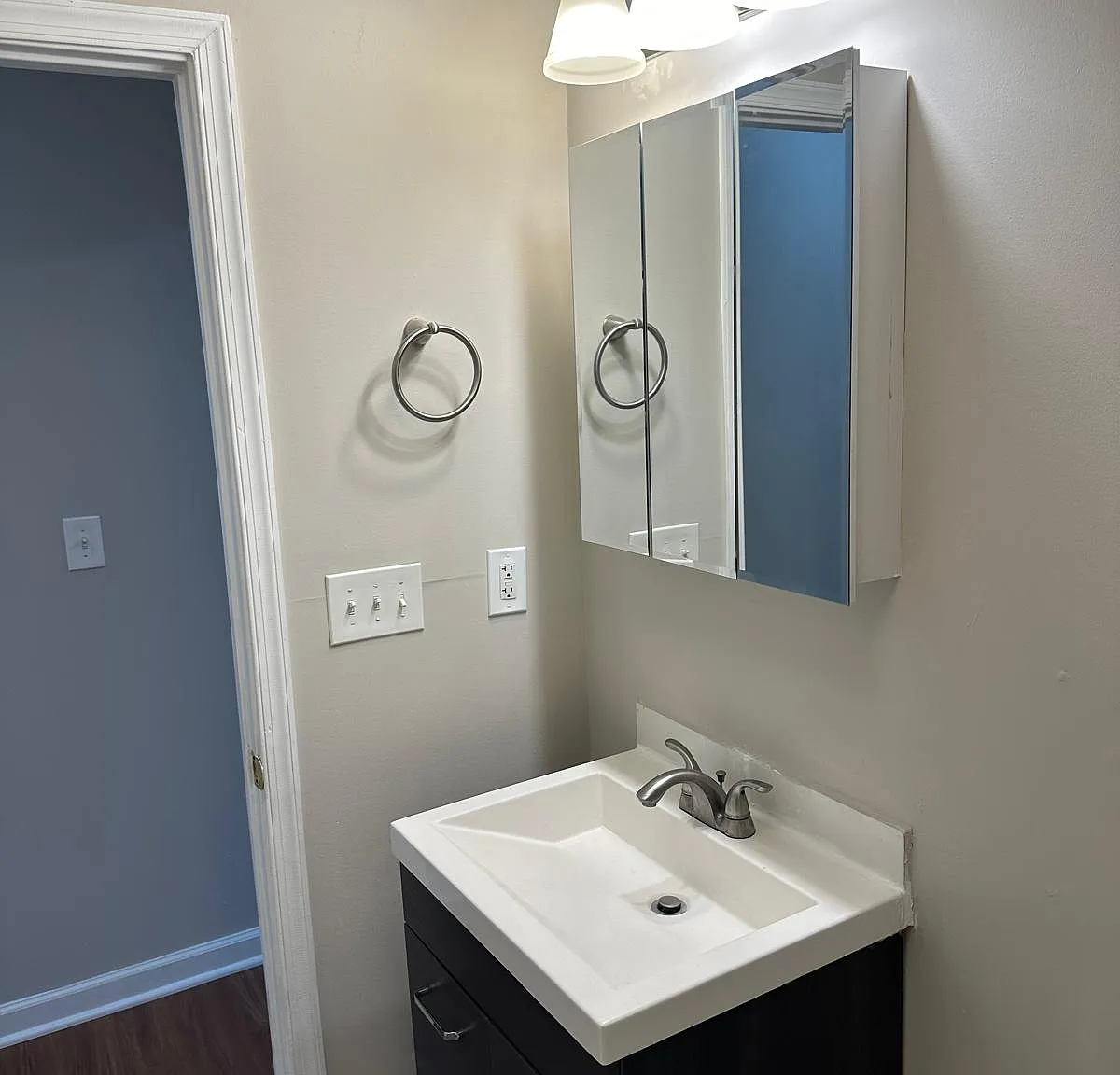 222N Liberty #3 — Photo 4