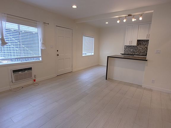 2nd image of 1837 Euclid St APT C